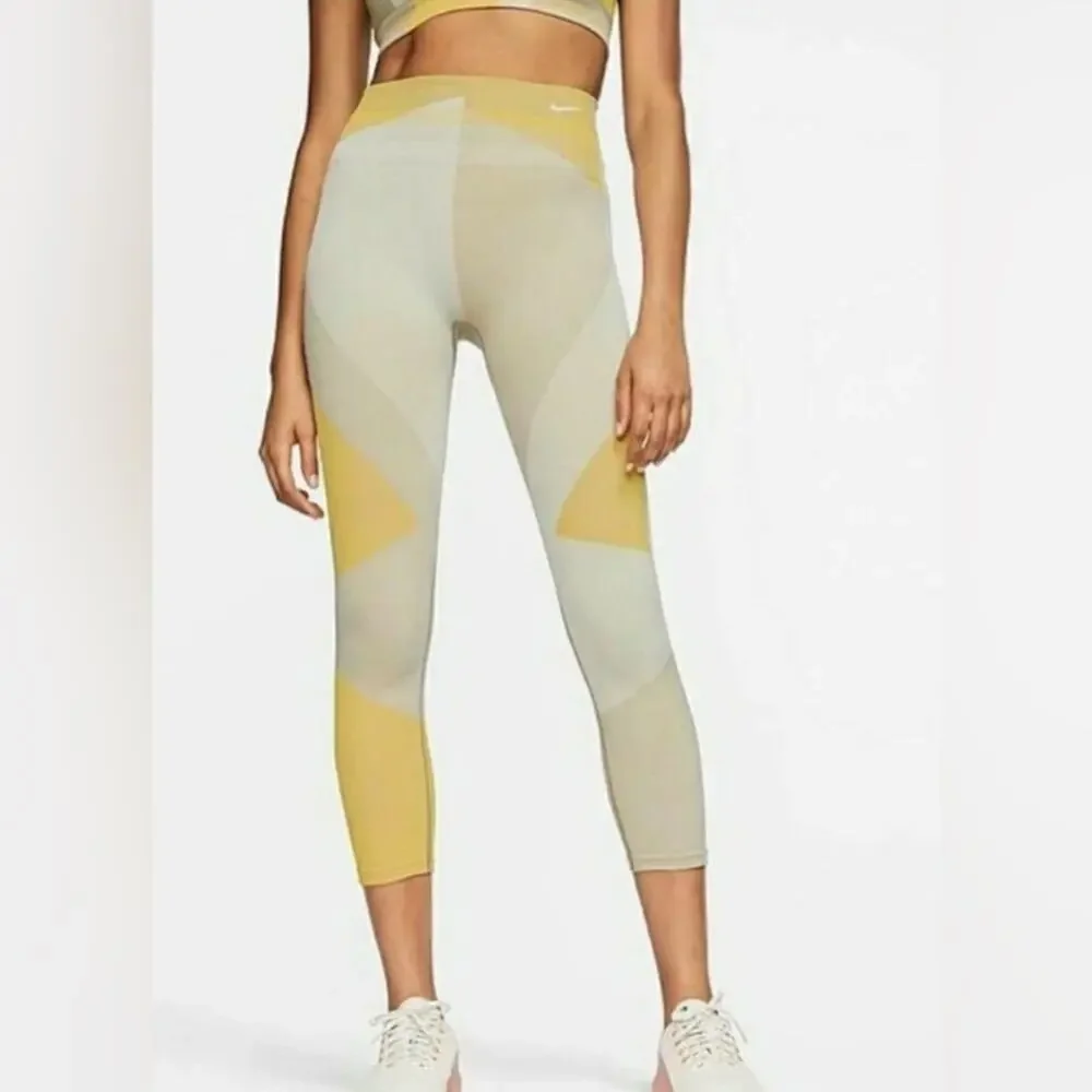 NIKE Sculpt LUX ICON CLASH Seamless 7/8 Training Knit Leggings yellow colorblock
